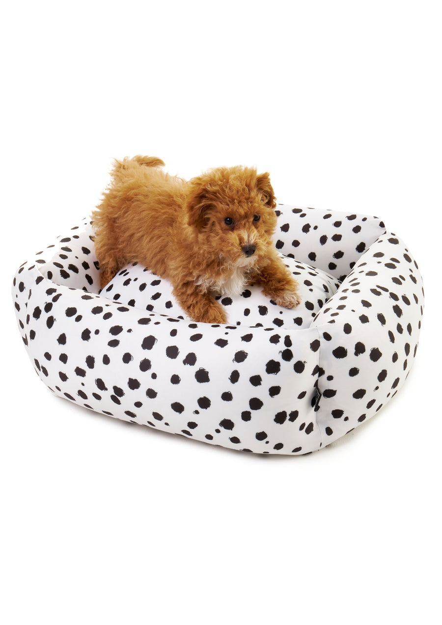 Dalmatian Dog Bed + Spare Cover - Settle Beds