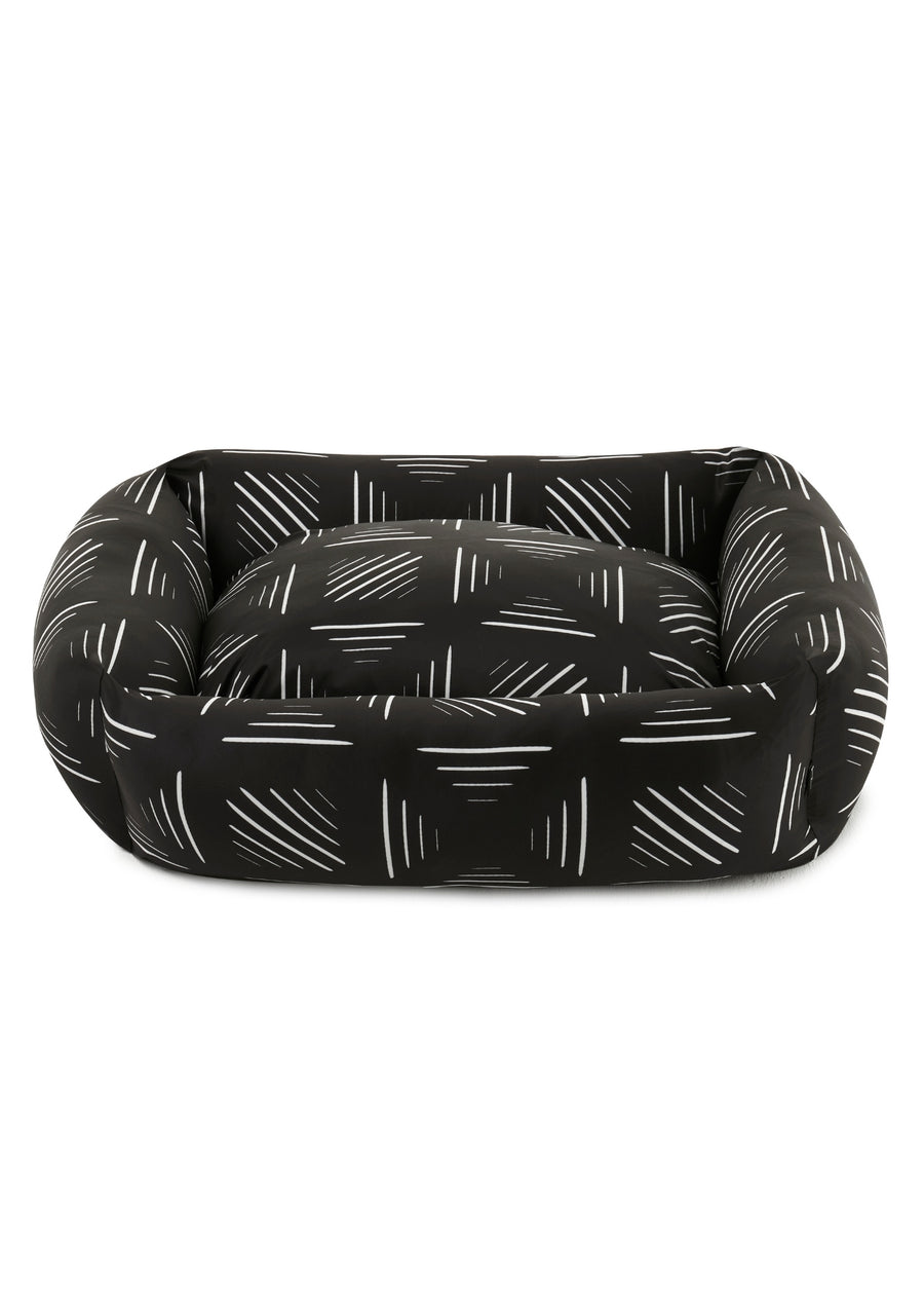 Monochrome Dog Bed + Spare Cover - Settle Beds